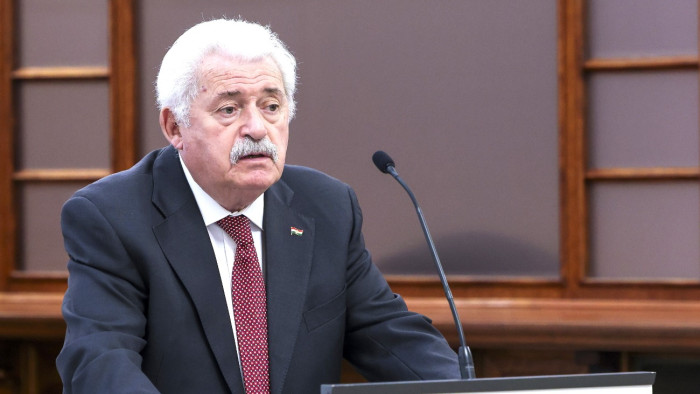 Az iparkamarához kerülnek a vállalkozók adatai – részletek