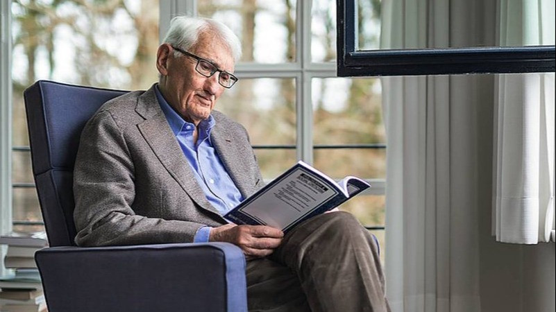 Jürgen Habermas