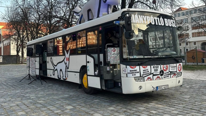 Komolyra fordítja a hajrát a Kutyapárt