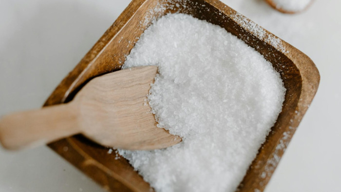 Műanyag lehet ebben a sóban, semmiképp se használja!