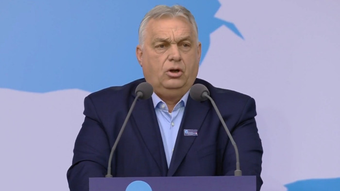Példátlan külföldi nyomásról írt Orbán Viktor az újabb hangfelvétel után