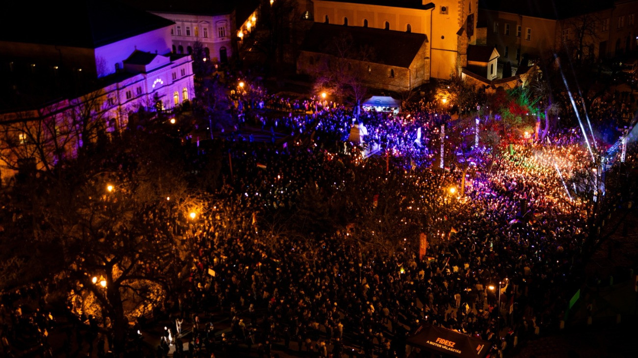 Orbán Viktor: most biztonságra és tapasztalatra van szükség