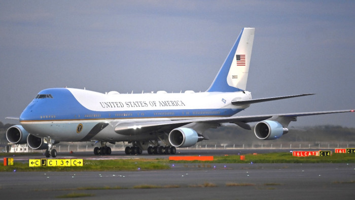 Megtámadták Donald Trump elnöki különgépét