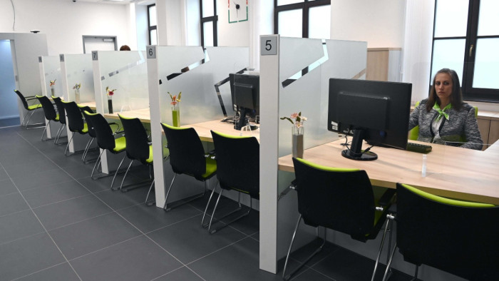 Nyitva tart a legtöbb kormányablak az országgyűlési választás hétvégéjén