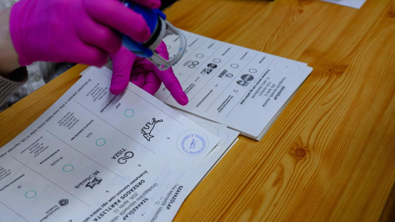 Ma délután 4-ig meg kell semmisíteni az adatokat