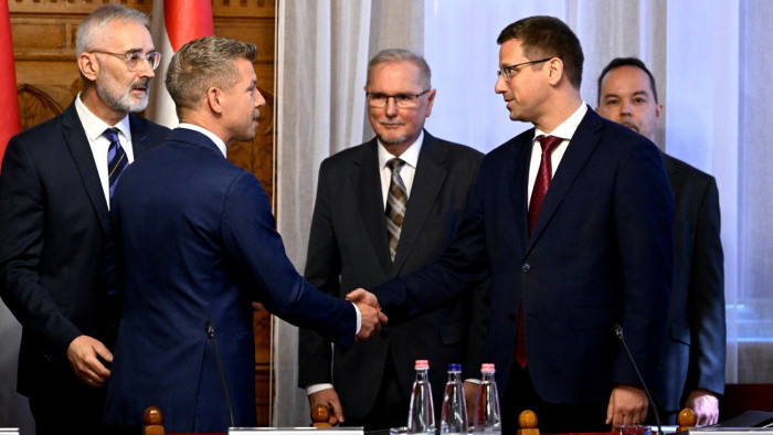 Magyar Péter miniszteri pozíciókról is beszélt egy fontos kézfogás után