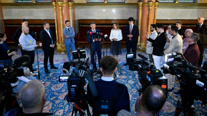 Kis-Benedek József: kormányfőként jelenleg nincs mód lemondani a személyi védelemről