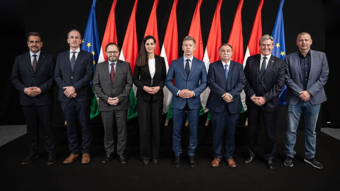 Kiderült, mik lesznek a Magyar Péter vezette új kormány első lépései