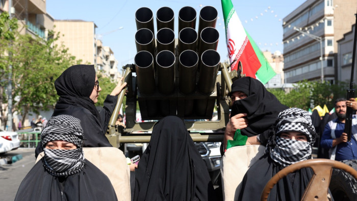 Irán szerint Amerika már kifelé menekül a háborúból