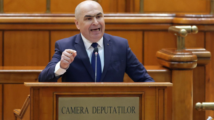 Megbukott a bizalmi szavazáson a román kormány