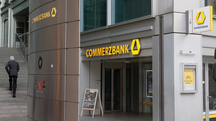 Újabb többezres leépítést jelentett be a német nagybank