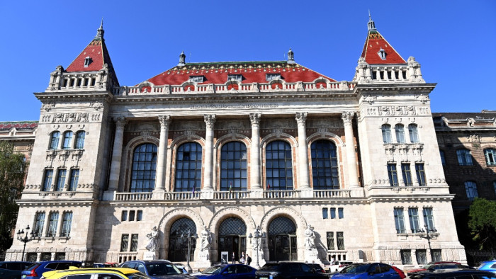 Felbolydul Magyarország szombaton