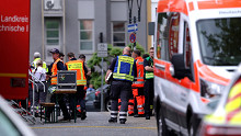 Véget ért a banki túszdráma, de az elkövetők meglógtak – rendőrségi közlés
