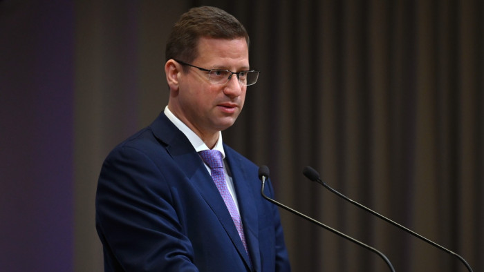 200 ezer jelzáloghitelesnek emelkedhet a törlesztőrészlete Gulyás Gergely szerint