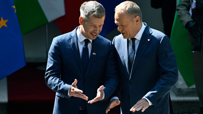 Magyar Péter Antall József emlékművénél is koszorúzott – élő videó