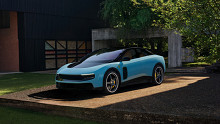 A marketingfőnök vitte el a balhét a Ferrari EV-kocsi botránya miatt