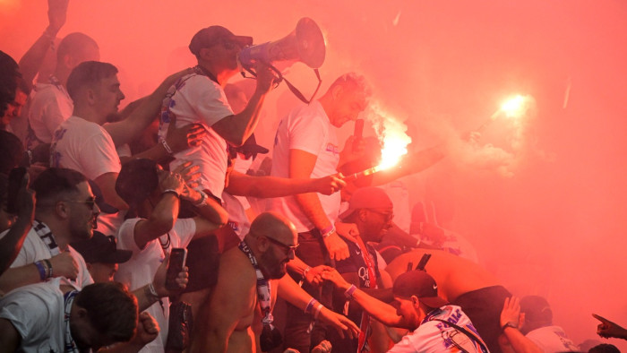 Magyar Péter is „gólokat” lőtt a BL-döntőn – videó