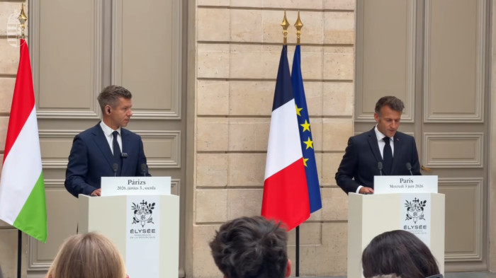 Magyar Péter Párizsban: meghívom Emmanuel Macront október 23-ra, a forradalom 70. évfordulójának megünneplésére
