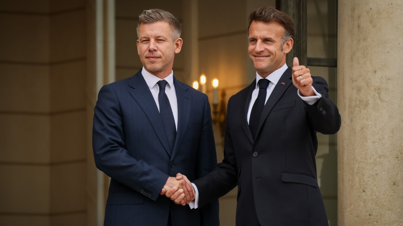 Magyar Péter Párizsban: meghívom Emmanuel Macront október 23-ra, a forradalom 70. évfordulójának megünneplésére