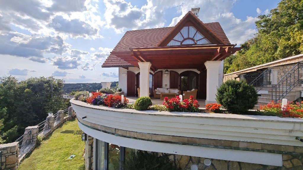 Rongyrázás a Balatonnál – Mutatjuk a legdurvább nyaralókat!