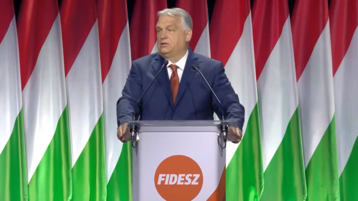 Orbán Viktor: Mire lehullanak a falevelek, a Fidesznek készen kell állnia