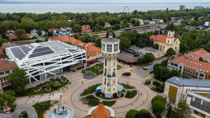 Siófok elébe megy a káosznak a Balatonnál