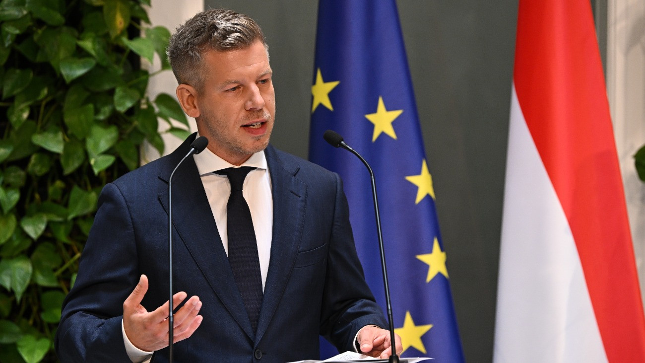Magyar Péter miniszterelnök rendkívüli sajtótájékoztatót tart a Miniszterelnökségen 2026. június 13-án.
