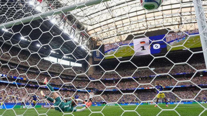 A tudósok szerint jobban jár az a csapat a vb-n, amelyik több mérkőzését játszhatja fedett stadionban
