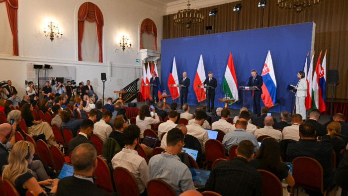 V4-ek Gödöllőn: mostantól minden EU-csúcs előtt összebeszél a négy tagállam