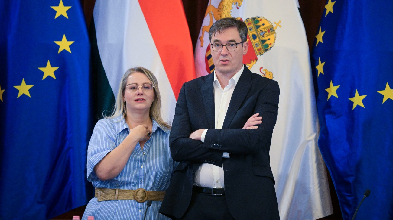 Szepesfalvi Anna, a Fidesz-KDNP frakcióvezetõje és Karácsony Gergely fõpolgármester a Fõvárosi Közgyûlés ülésén a Városházán 2026. június 26-án.