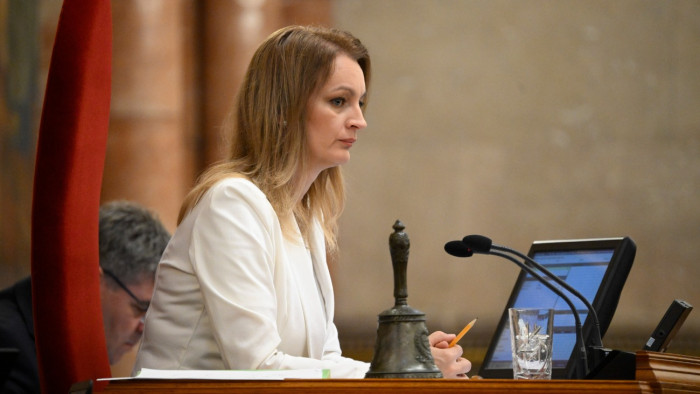A kormány változtatni kíván a házszabályon