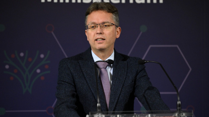 Hankó Balázs reagált a kulturális támogatási ügyben elrendelt letartóztatásokra