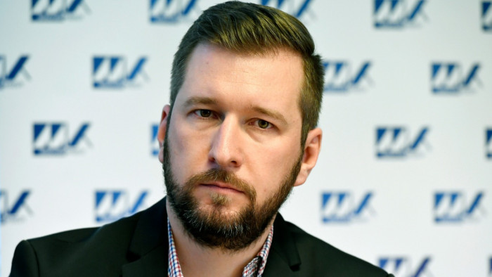 Ismert kommunikációs szakembert igazolt a közlekedési tárca