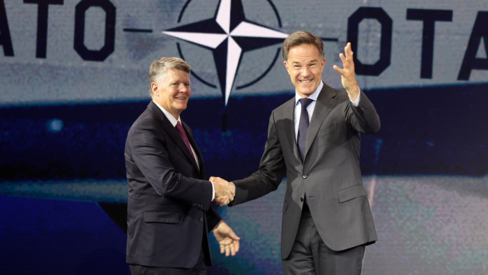 A kereslet adott – forradalmat sürget a NATO-főtitkár a fegyvergyártás területén