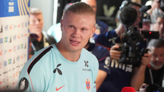 Felismerhetetlenné tette magát Erling Haaland – képek