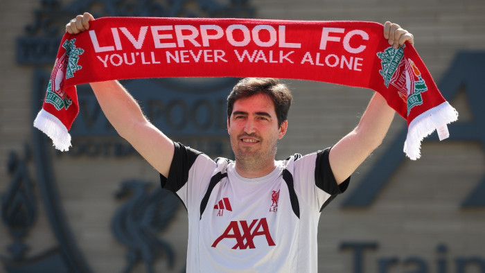 Andoni Iraola szerint javulnia kell még a Liverpoolnak