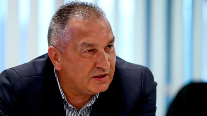 Felmentették posztjáról a NAV egyik fontos vezetőjét