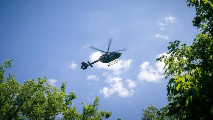 Furcsa helyzet a magyar légtérben, a honvédség helikoptereit riasztották