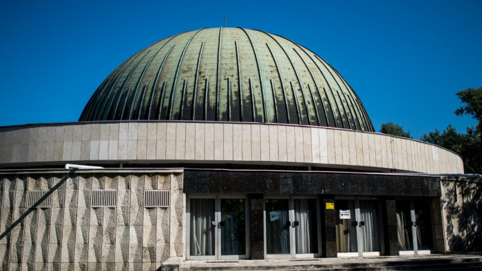 Kétféle koncepció is felmerült a Planetárium felújítására