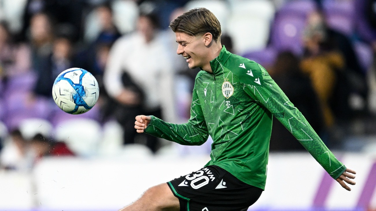 Gruber Zsombor, az FTC játékosa a Fizz Liga 10. fordulójában az Újpest FC-Ferencvárosi TC mérkõzésen a Szusza Ferenc Stadionban 2025. október 19-én.