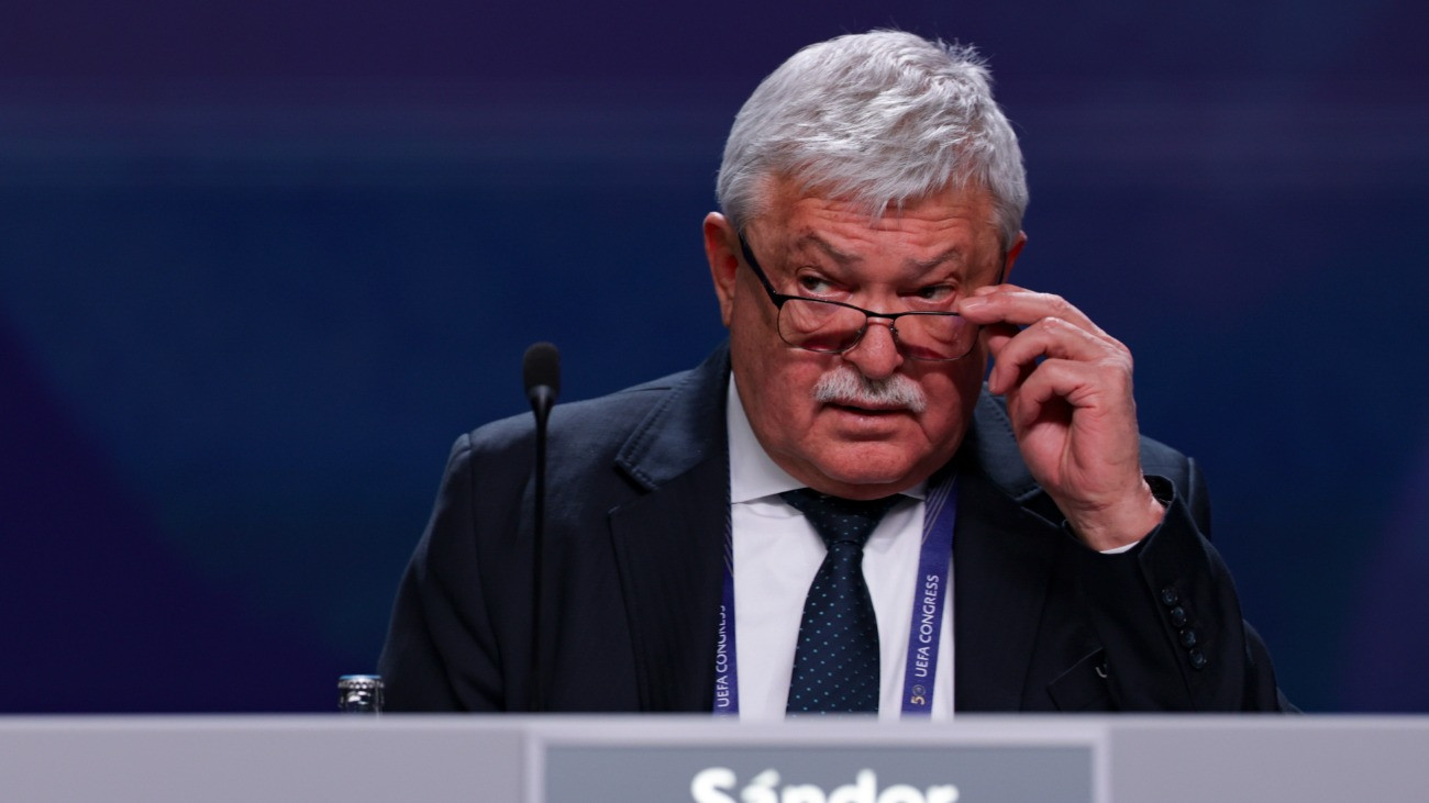 Csányi Sándor, a Magyar Labdarúgó Szövetség (MLSZ) elnöke az Európai Labdarúgó-szövetség, az UEFA 50. kongresszusán Brüsszelben 2026. február 12-én.