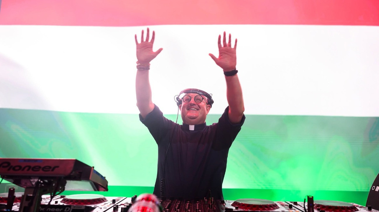 Augusztus 20-án Padre Guilherme zenélt Budapesten.