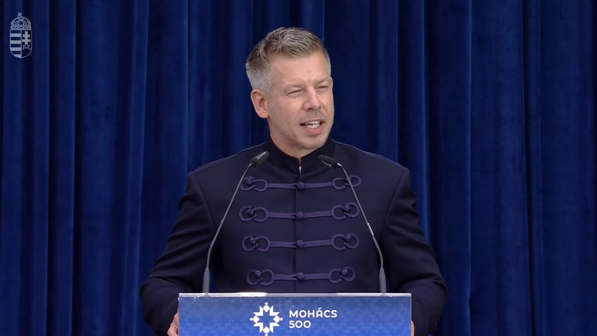 Magyar Péter beszédével megkezdődött az ünnepi emlékhétvége a mohácsi csata 500. évfordulóján – videó