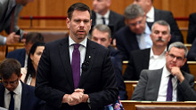 Vitézy Dávid kimondta, „lesz, ami el fog vérezni”