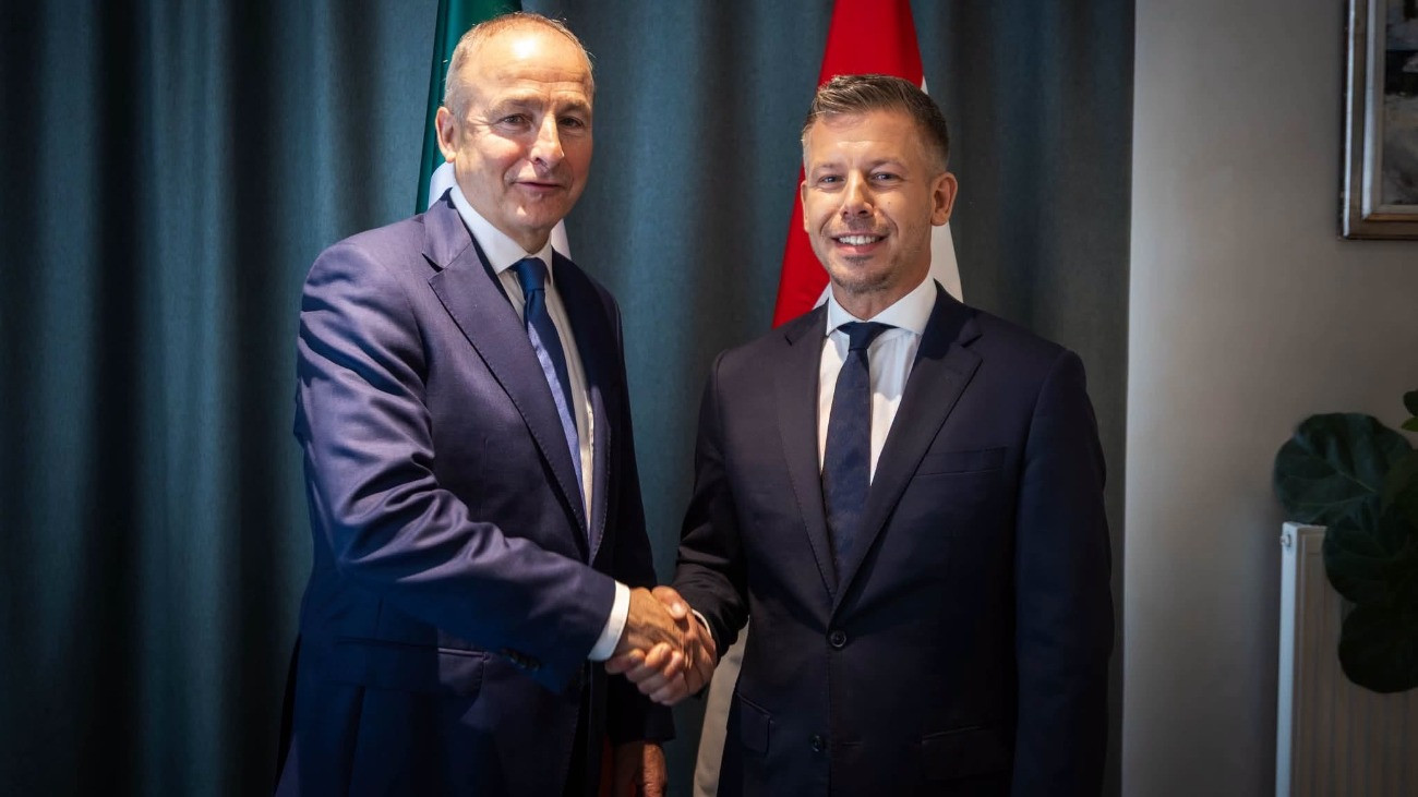 Micheál Martin ír miniszterelnök és Magyar Péter.