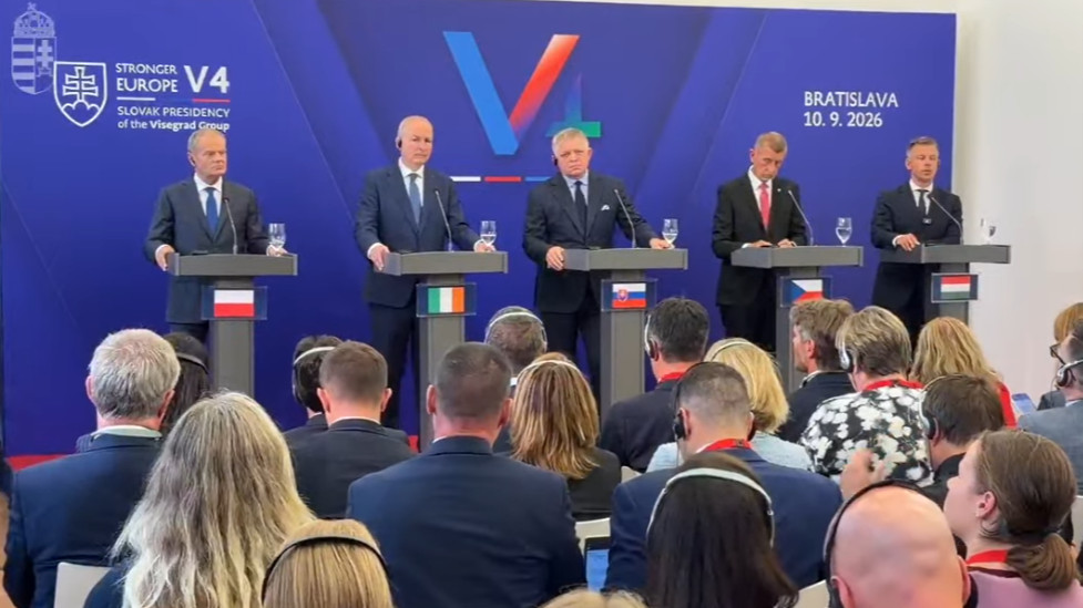 Magyar Péter a V4-csúcson Pozsonyban: a V4 újra él, Európának el kell döntenie, hogy csak túlélni akar vagy győzni