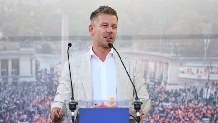 A Megafon támogatói szerkezetéről posztolt Magyar Péter