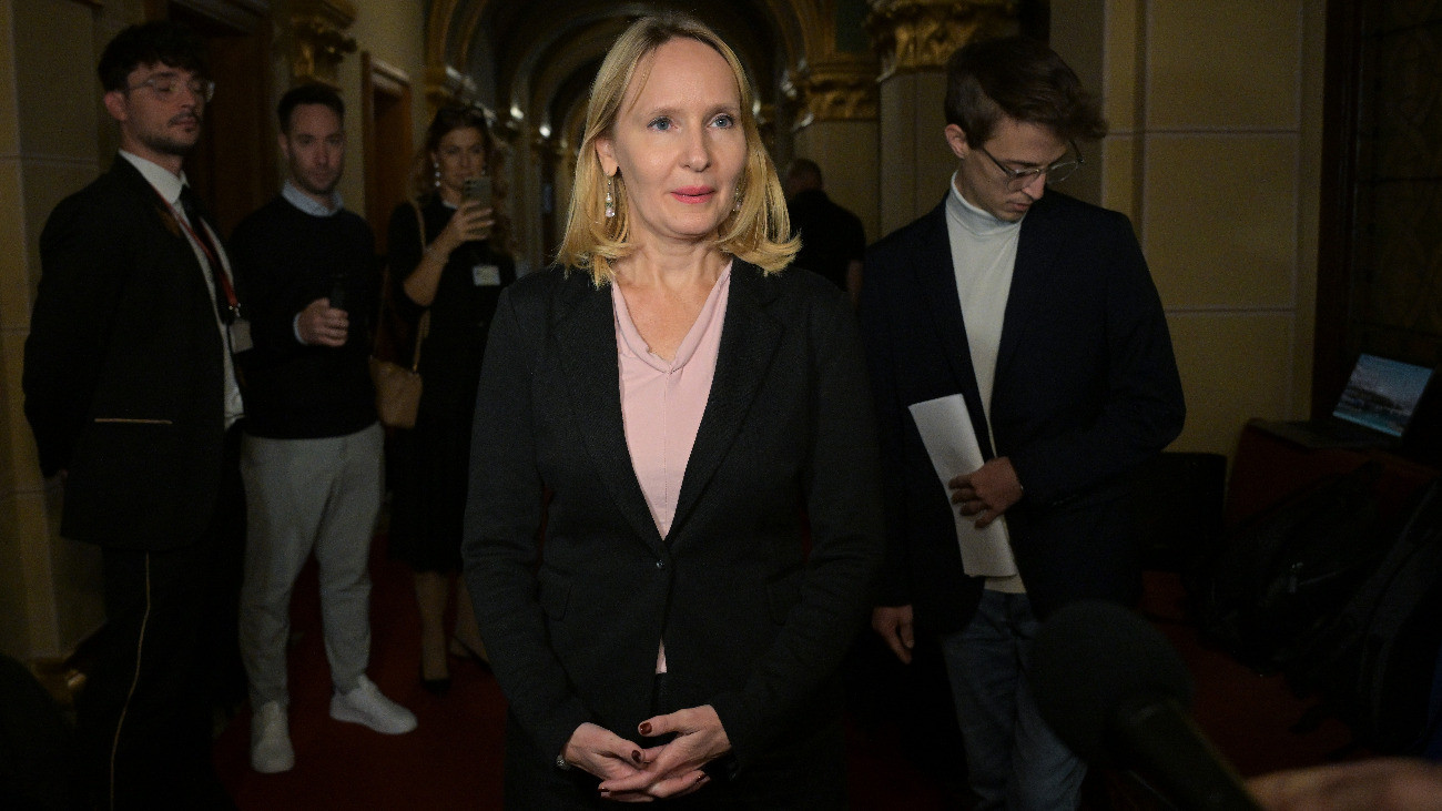 Megszólalt Hankó Balázs, a mentelmi bizottság már megkezdte a parlament sorsdöntő napját