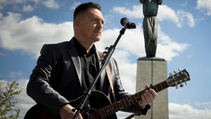 Ákos az új albuma kapcsán: „egy új életfeladat sok mindenre megtanítja az embert”