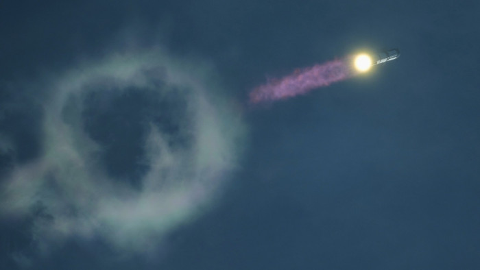 Gikszerek ide vagy oda, újabb történelmi siker a SpaceX tálalásában